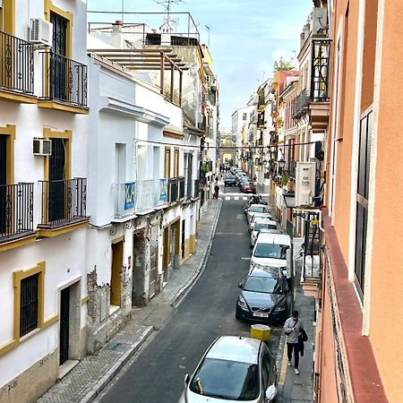 Hispalis Columnas De La Alameda Севиля Екстериор снимка
